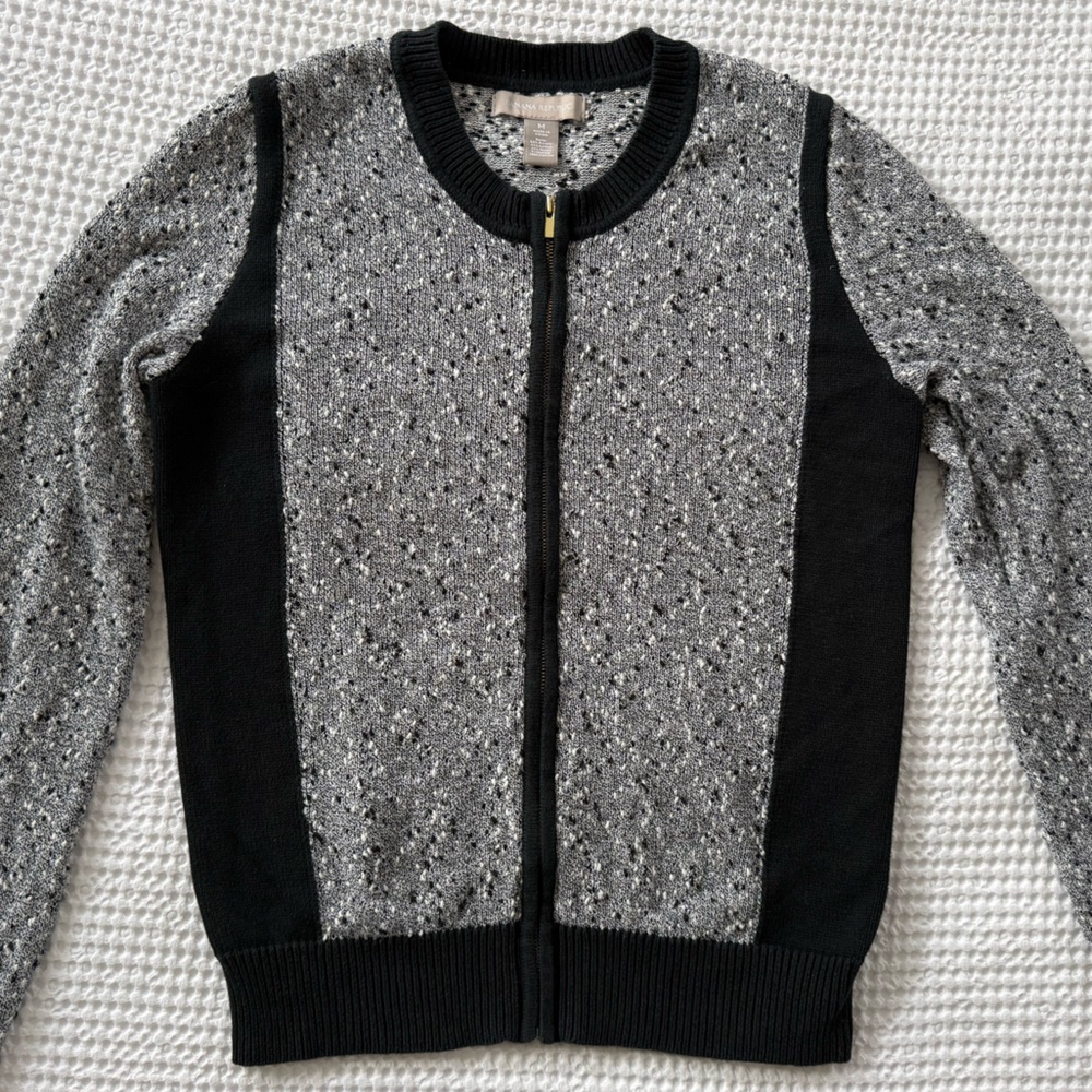 Banana Republic Black and Gray Knit Sweater